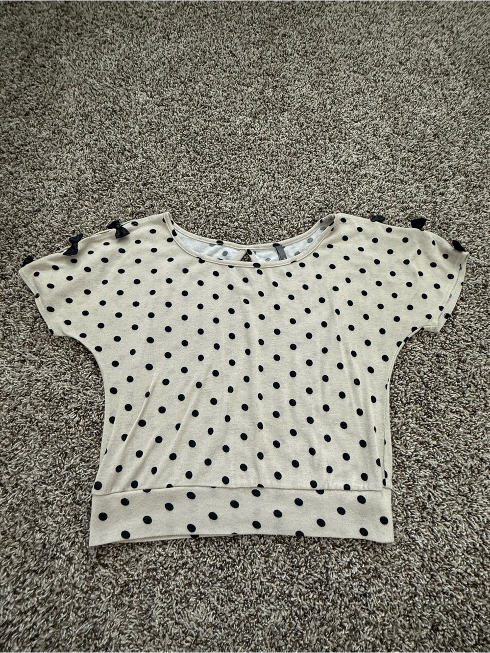 Y2K Charlotte Russe Cream Polka Dot Short Sleeve Top with Shoulder Ties - Picture 1 of 4